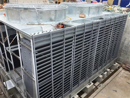 冷水機與冷卻塔：有什么區(qū)別？,冷水機怎么配冷卻塔