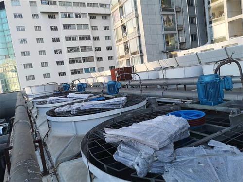 低轉(zhuǎn)速大風(fēng)量<a href=http://www.tuandajie.cn/tags/23_0.html target=_blank class=infotextkey>冷卻塔風(fēng)機</a>